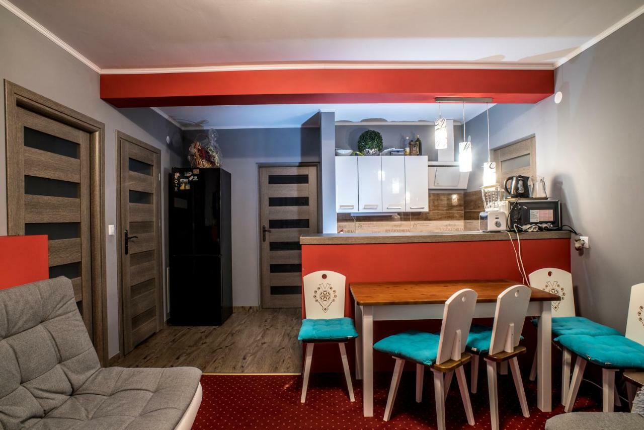 Apartamenty Goraleczka Z Widokiem- Pokoj Zabaw Czarna Gora Exterior photo